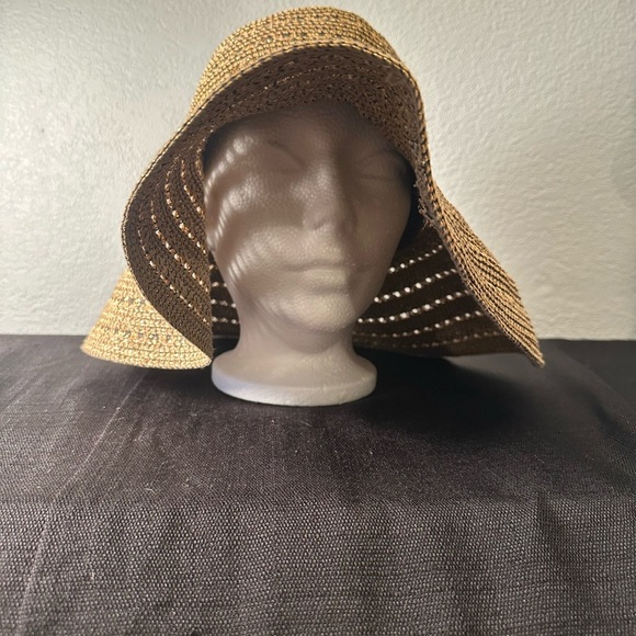 Adrienne Vittadini Wide Brim Floppy Beach Pool Travel Vacation Hat Packable Tan - Picture 5 of 7